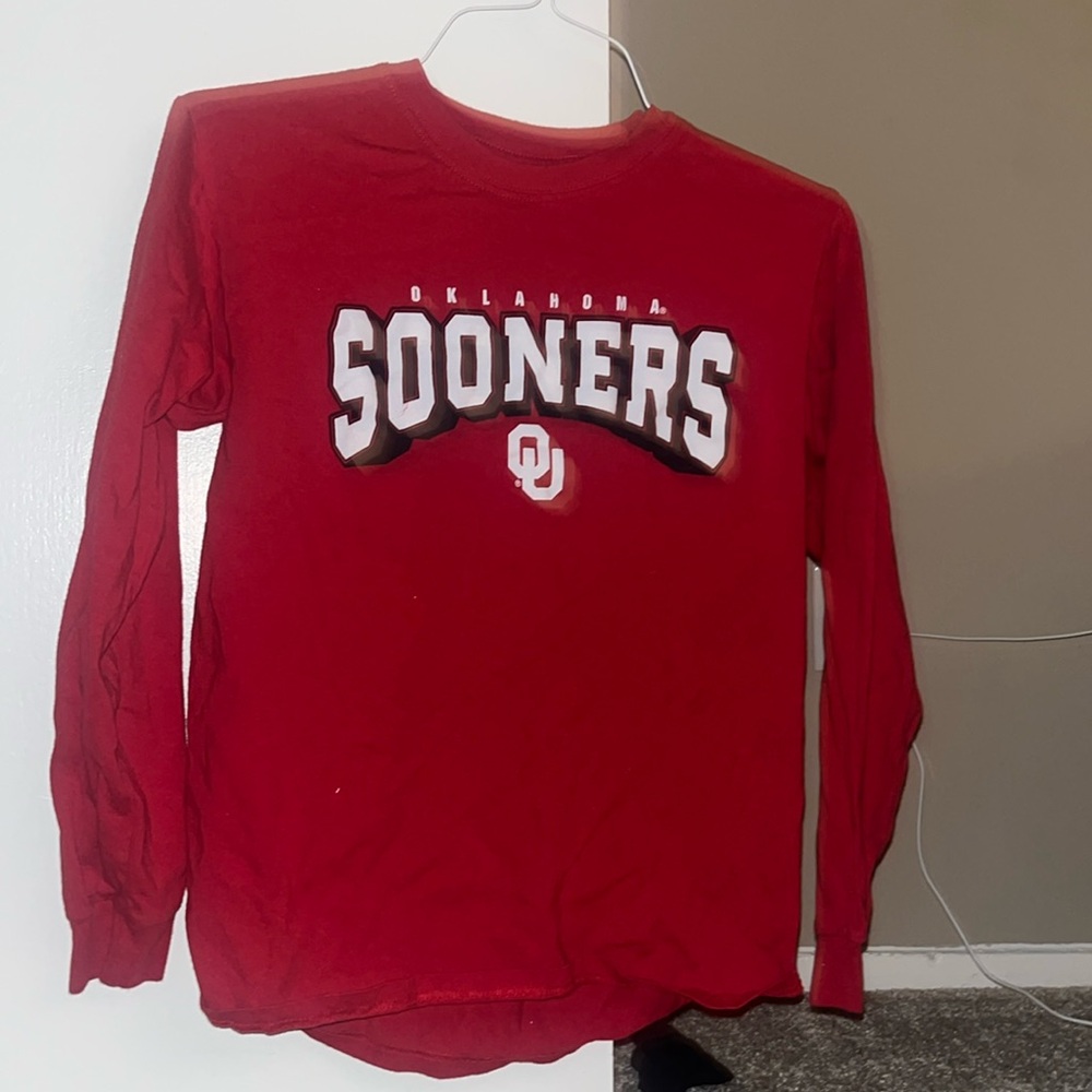 Long sleeves, nice for winter!